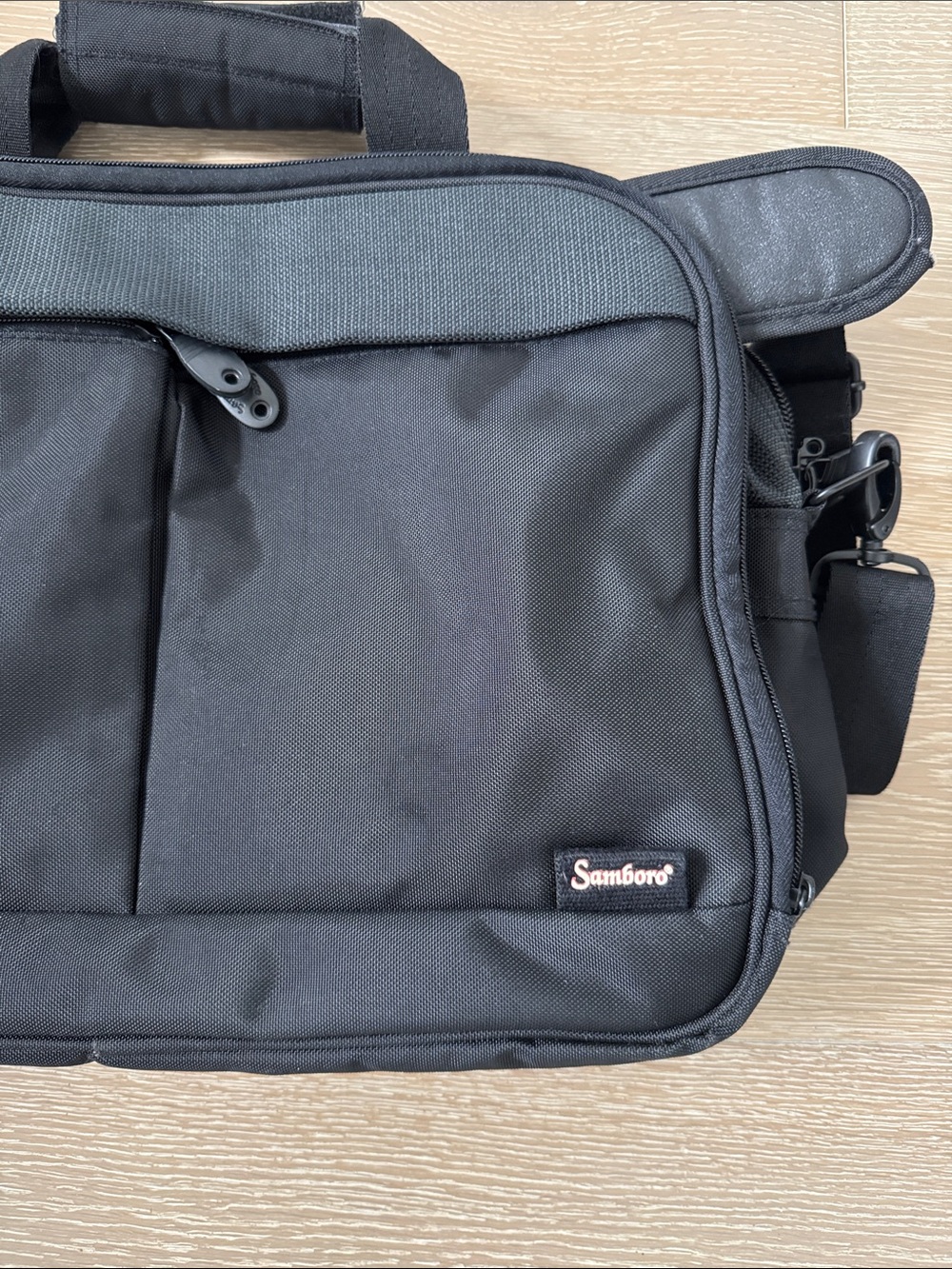 Samboro Black Professional Laptop Bag with Shoulder Strap